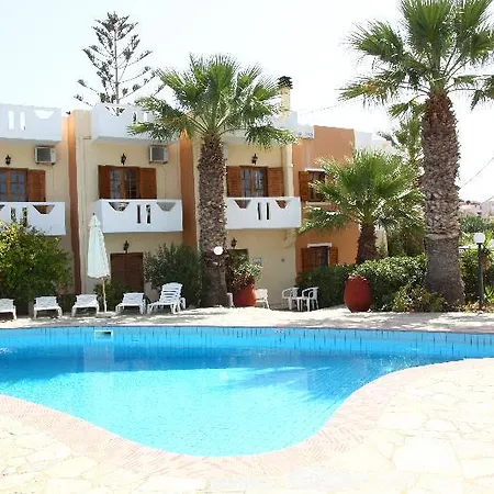 Hotel Mari Evans *