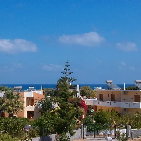 Hotel Mari Evans *